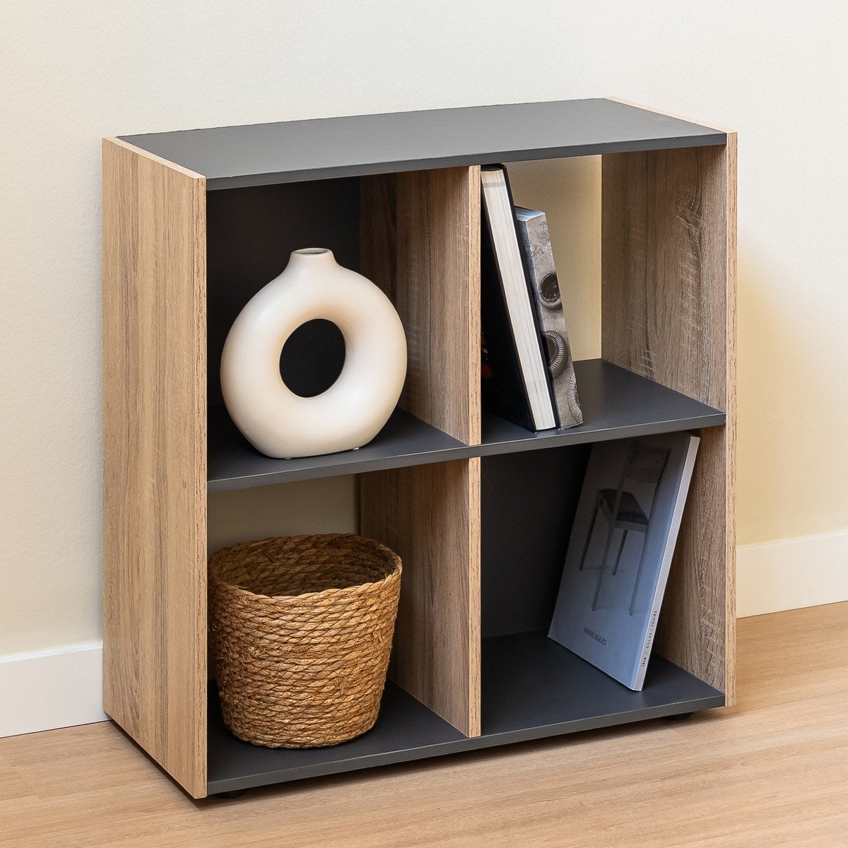 Estantería cubo de madera MDF gris y natural de 60x29x62 cm