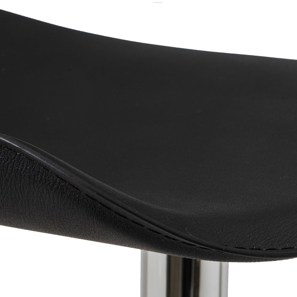 Set de 2 taburetes negros giratorios de polipiel y metal de 83 cm