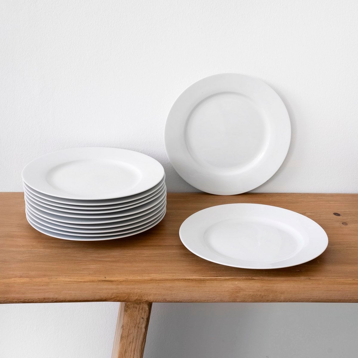 Set de 12 platos llanos redondos blancos de porcelana de Ø 27 cm
