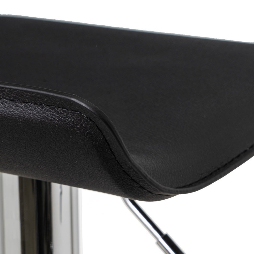 Taburete negro giratorio de polipiel y metal de 39x39x84 cm
