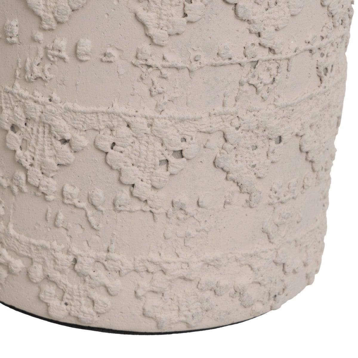 Lámpara de mesita de noche grabada de cemento beige de Ø 18x33 cm
