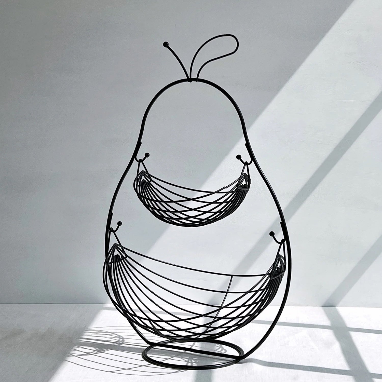 Frutero con 2 cestas pera negro de metal de 51x27x34 cm