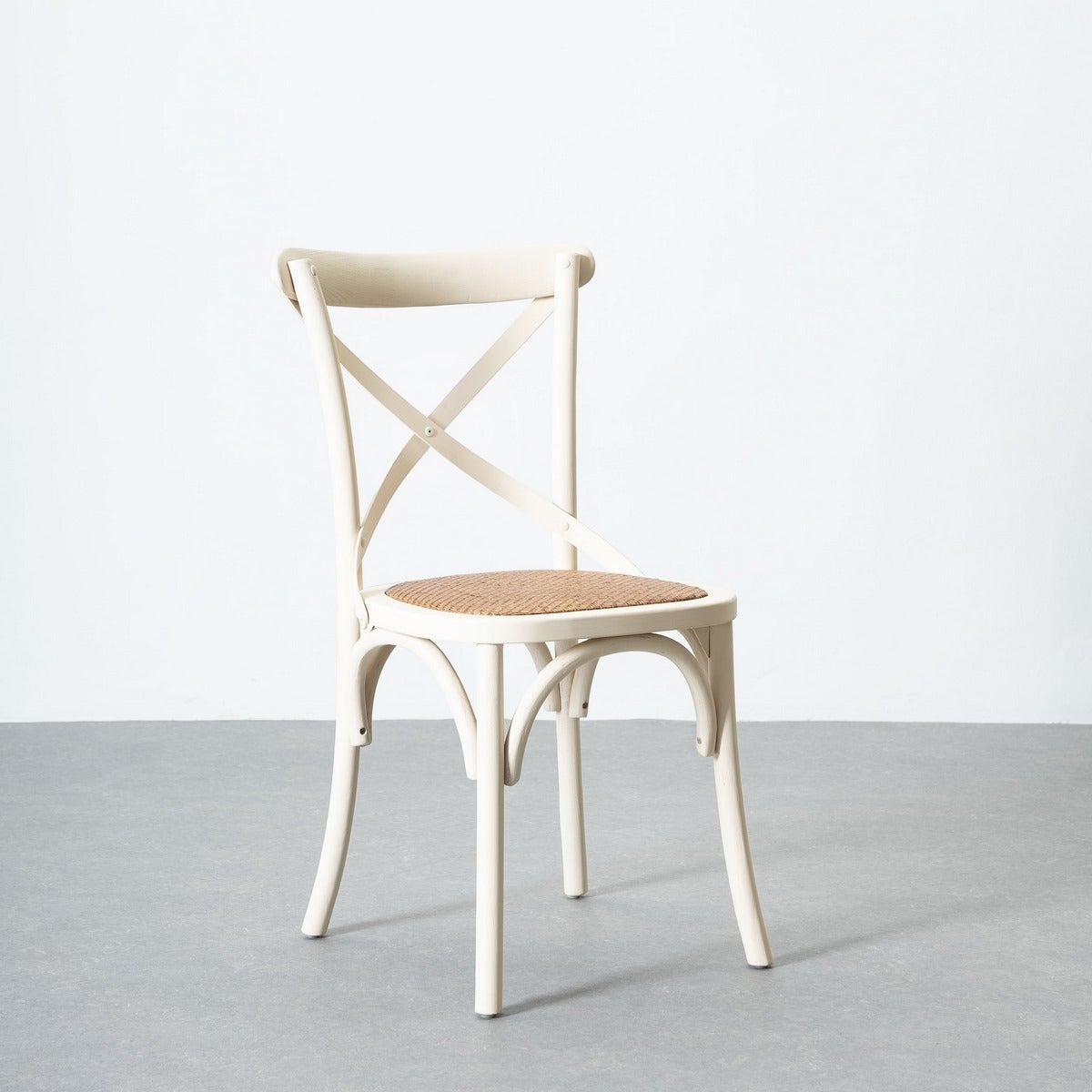 Silla aspas blanca de madera de olmo