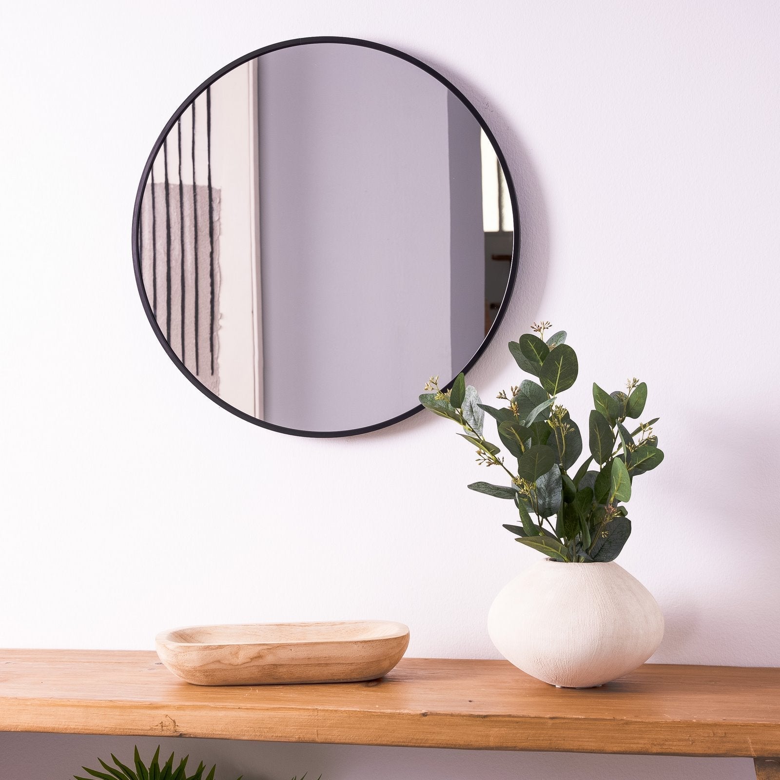 Espejo de pared redondo con marco de aluminio negro de 60 cm