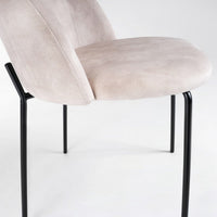 Silla Gina Ovalo de terciopelo beige con patas niveladoras negras