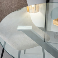 Mesa de comedor Xenia negra de 120cm
