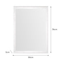 Espejo de pared con marco blanco con vetas de madera de 76x56 cm