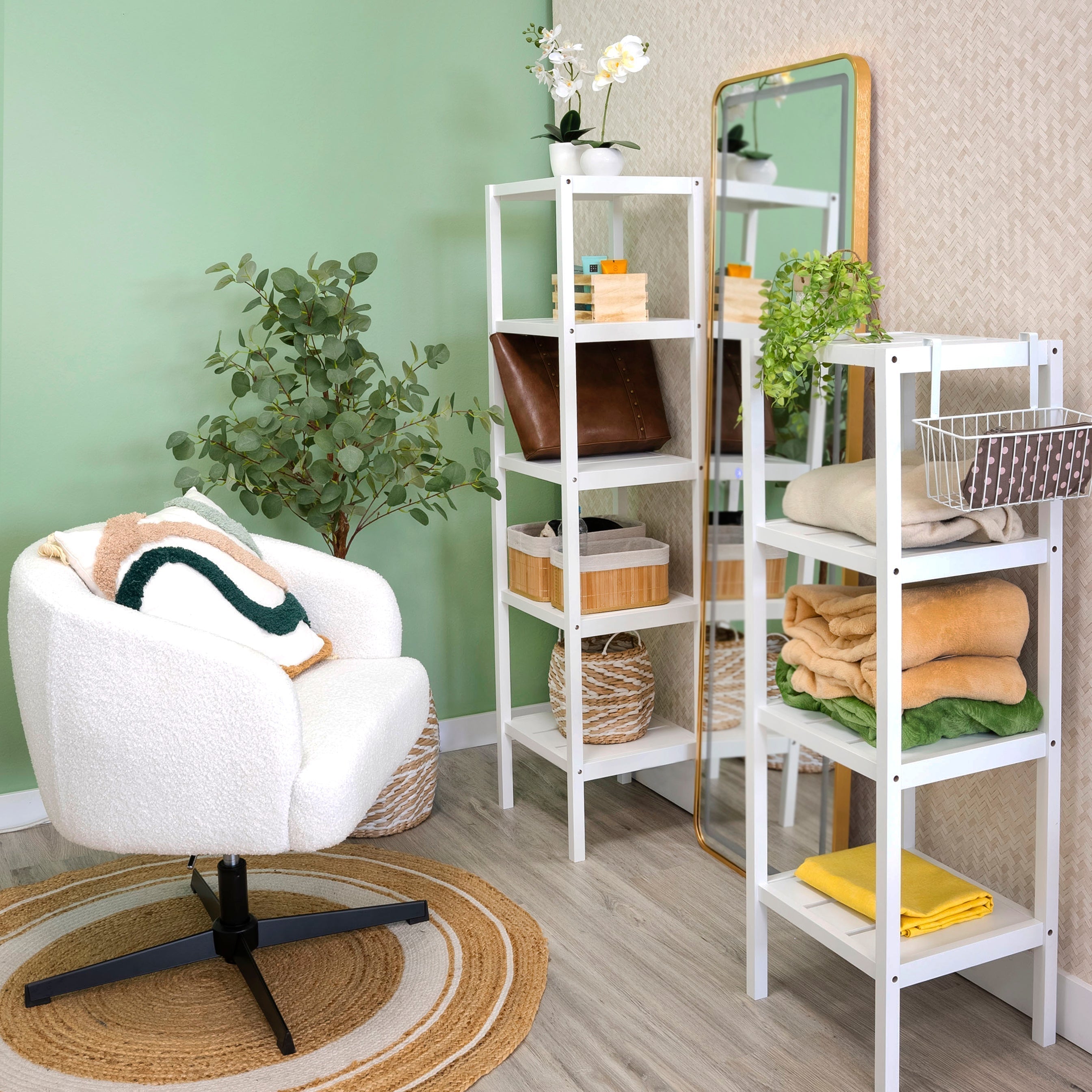 Sillón giratorio regulable en altura tapizado borreguito blanco