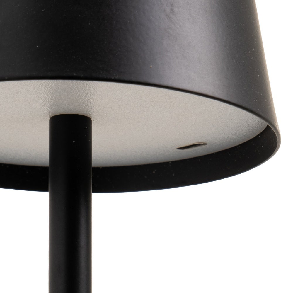 Lámpara LED regulable y recargable de metal negro de 3W de 9x9x27 cm