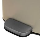 Papelera cuadrada de pedal beige de 20 litros de 37x27x45 cm