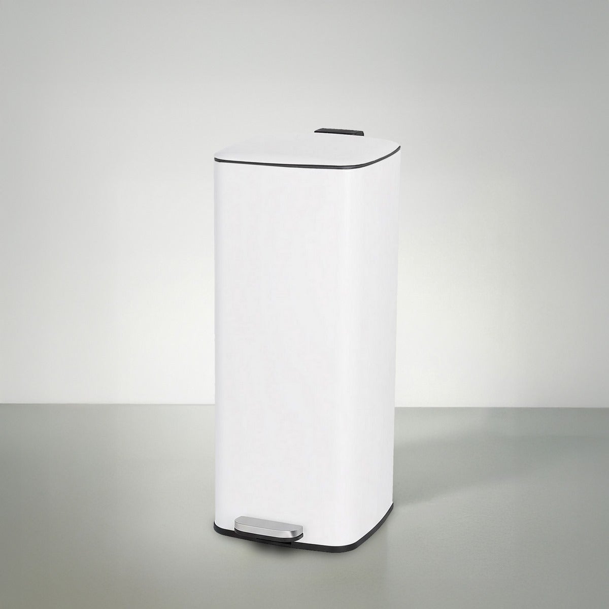Cesto de Lixo 30 Litros de Metal Branco, Balde Interior Removível
