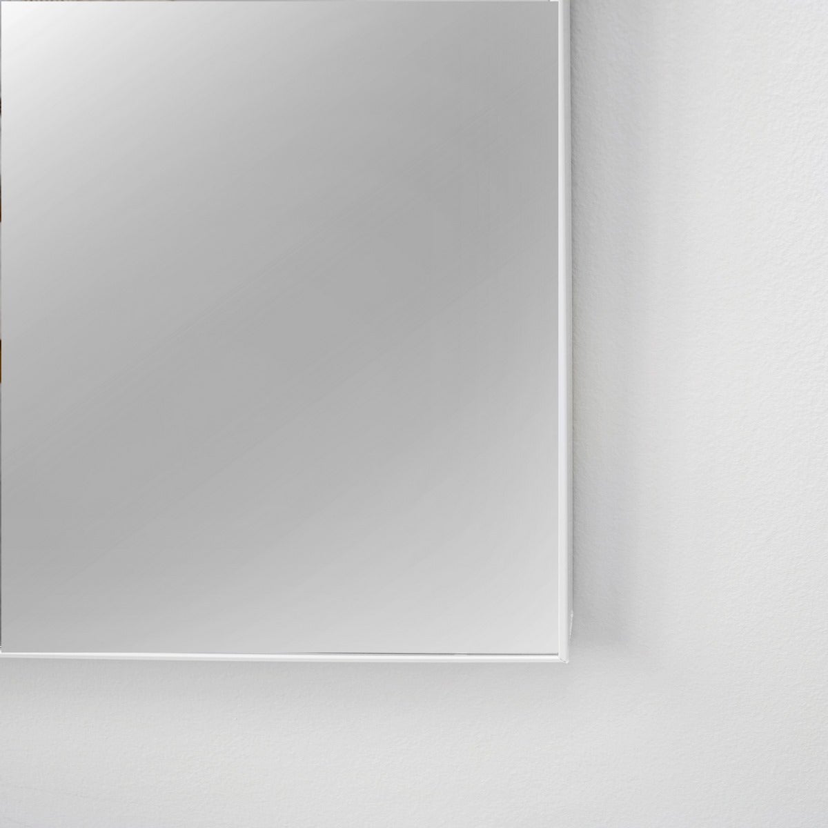 Espelho de parede de corpo inteiro com moldura plástica branca de 45x145 cm