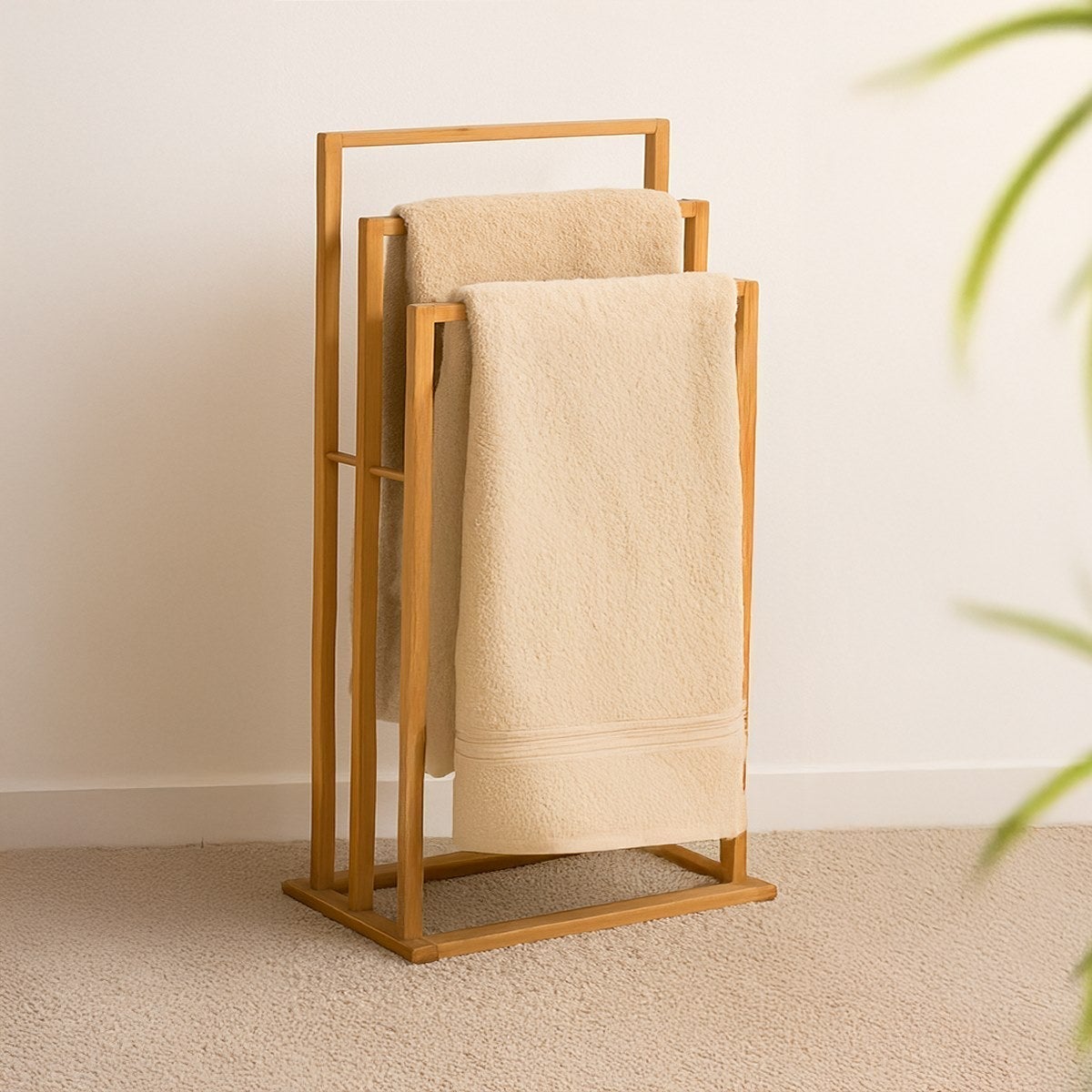 Toallero de bambú natural para 3 toallas de lavabo de 42x24x82cm