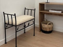 Banqueta pie de cama de metal blanco tapizado en algodón blanco de 74 cm